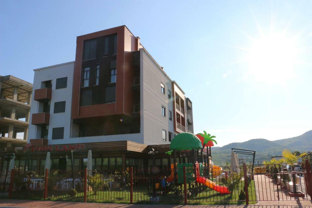 Hotel Fish Land Plazhi San Pietro Экстерьер фото